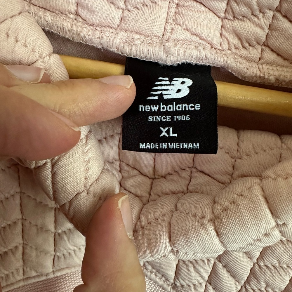 🌸New Balance Pink Cowl Neck Sweater XL Womens Activewear Leisure Sweatshirt - Picture 2 of 7